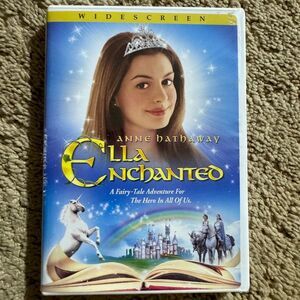 Ella Enchanted DVD‎